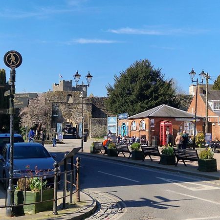 Ludlow - Linnet House - Well Presented Townhouse With Parking - Perfect Location For Exploring On Foot, Sleeps Up To 8 Guests - Hosted By Rentmyhouse Luaran gambar