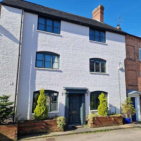 Ludlow - Linnet House - Well Presented Townhouse With Parking - Perfect Location For Exploring On Foot, Sleeps Up To 8 Guests - Hosted By Rentmyhouse Luaran gambar