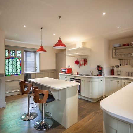 Ludlow - Linnet House - Well Presented Townhouse With Parking - Perfect Location For Exploring On Foot, Sleeps Up To 8 Guests - Hosted By Rentmyhouse Luaran gambar