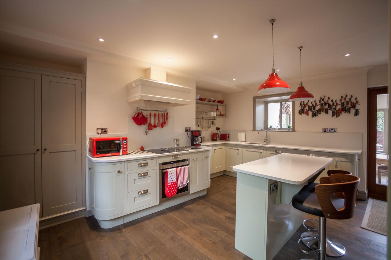 Ludlow - Linnet House - Well Presented Townhouse With Parking - Perfect Location For Exploring On Foot, Sleeps Up To 8 Guests - Hosted By Rentmyhouse Luaran gambar