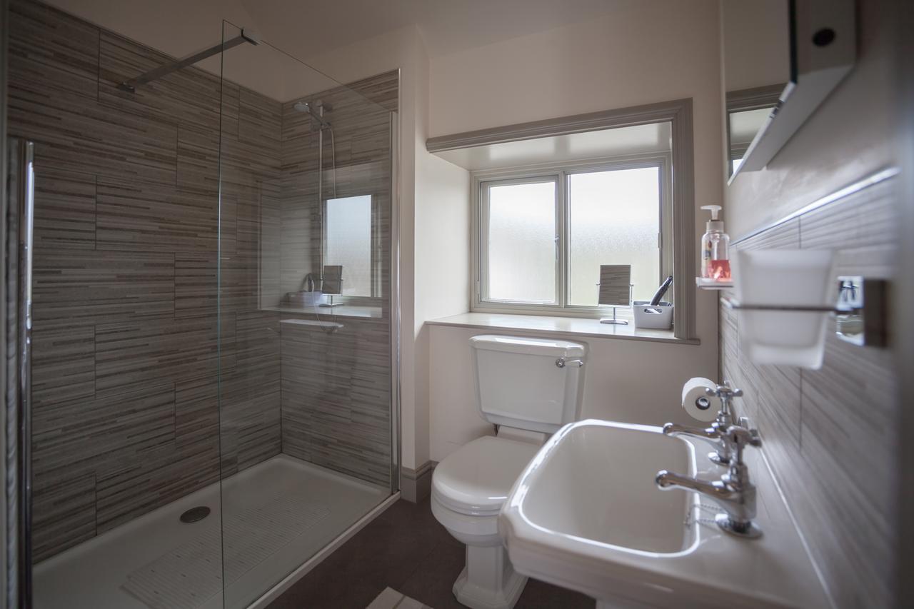 Ludlow - Linnet House - Well Presented Townhouse With Parking - Perfect Location For Exploring On Foot, Sleeps Up To 8 Guests - Hosted By Rentmyhouse Luaran gambar
