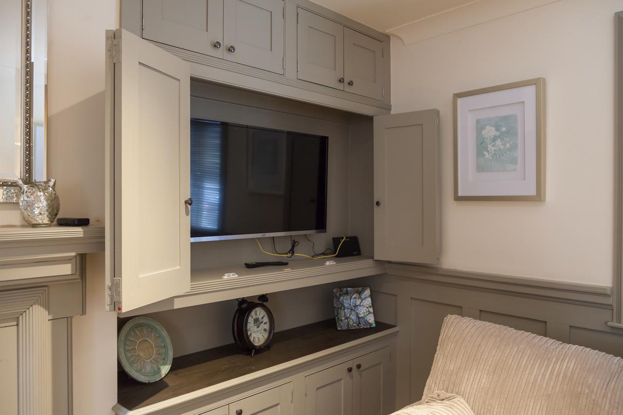 Ludlow - Linnet House - Well Presented Townhouse With Parking - Perfect Location For Exploring On Foot, Sleeps Up To 8 Guests - Hosted By Rentmyhouse Luaran gambar