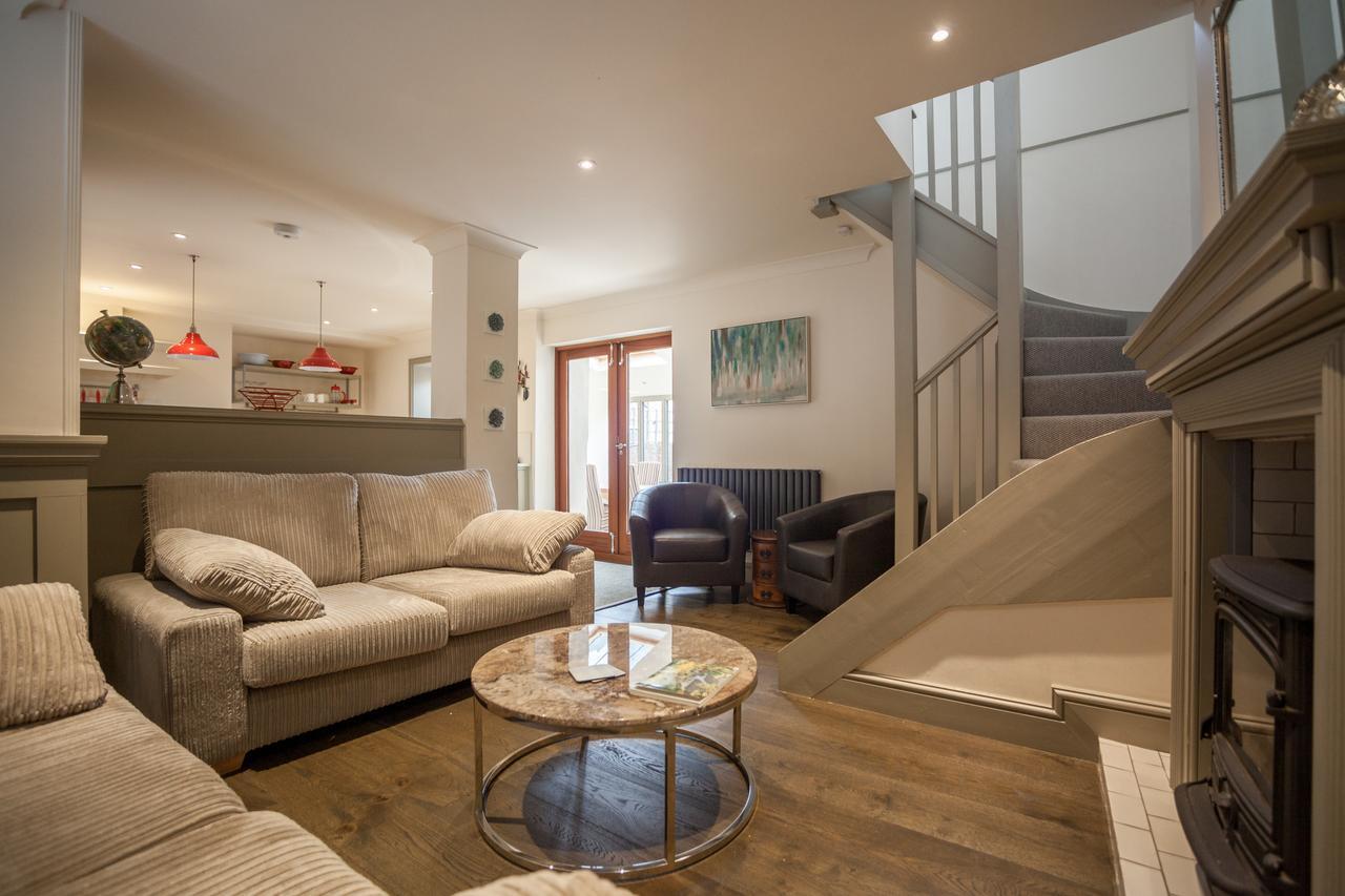 Ludlow - Linnet House - Well Presented Townhouse With Parking - Perfect Location For Exploring On Foot, Sleeps Up To 8 Guests - Hosted By Rentmyhouse Luaran gambar