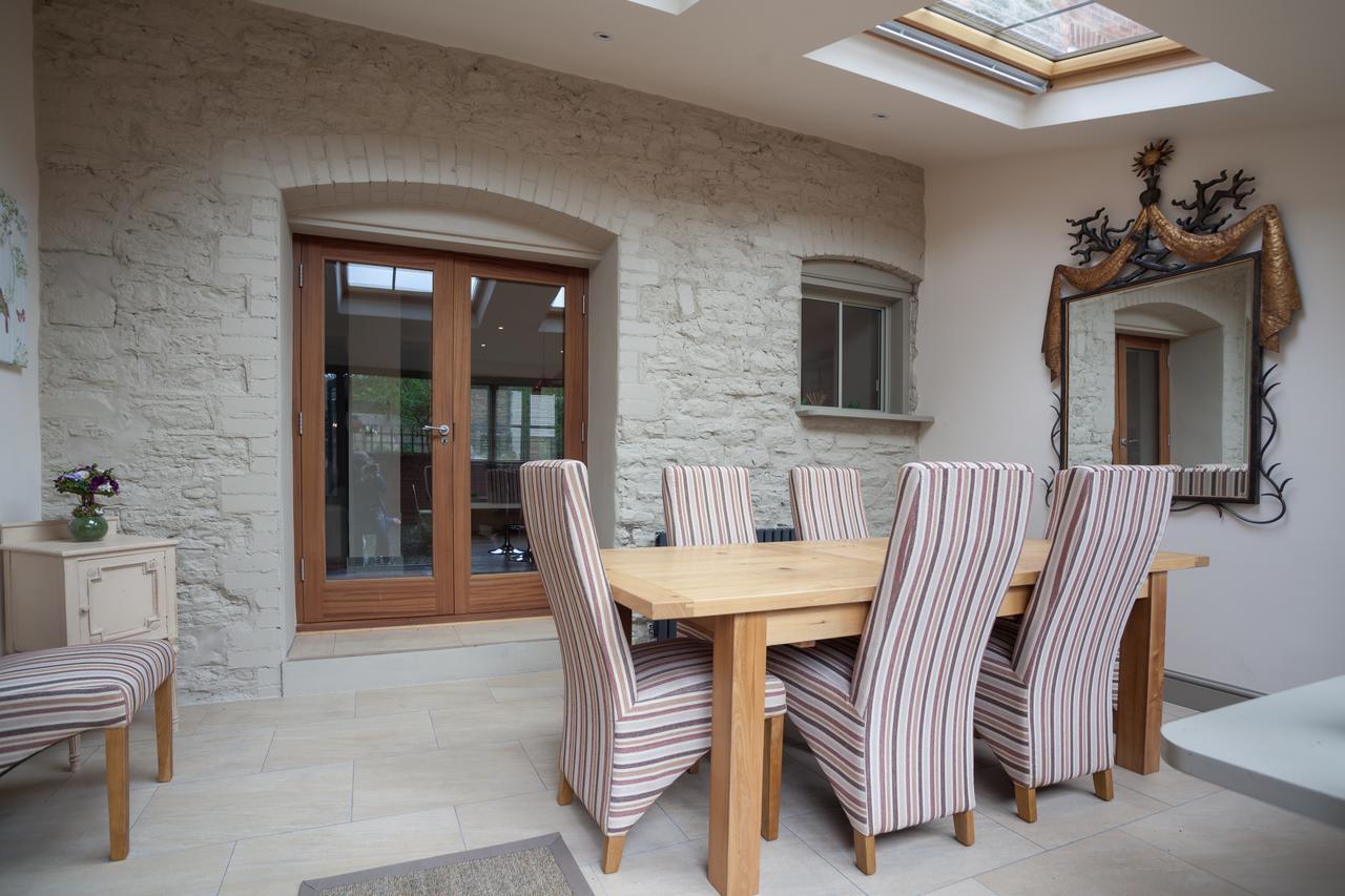 Ludlow - Linnet House - Well Presented Townhouse With Parking - Perfect Location For Exploring On Foot, Sleeps Up To 8 Guests - Hosted By Rentmyhouse Luaran gambar
